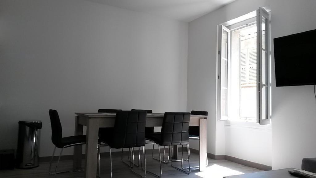 Safranier Townhouse Apartment Antibes Room photo